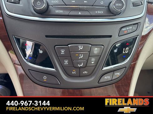 Used 2017 Buick Regal Premium w/ Driver Confidence Package #1 image 22