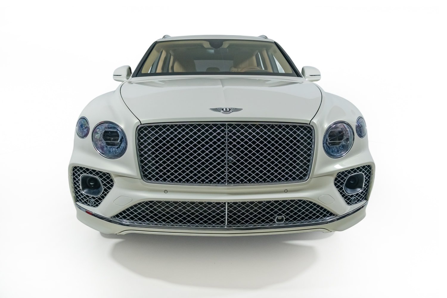 Used 2023 Bentley Bentayga AWD/4WD image 6