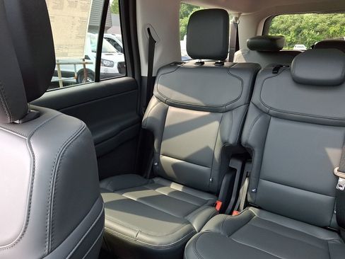 New 2027 Ford Expedition Max Active AWD/4WD image 10