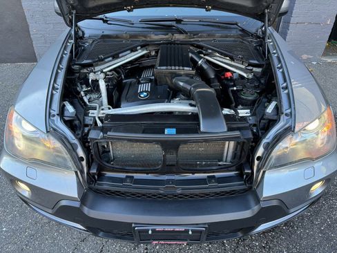 Used 2010 BMW X5 xDrive30i image 9