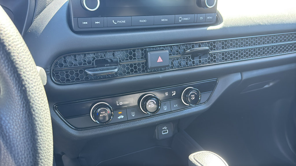 Used 2025 Honda HR-V LX image 21