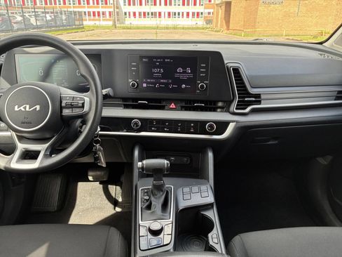 Used 2024 Kia Sportage LX FWD image 14