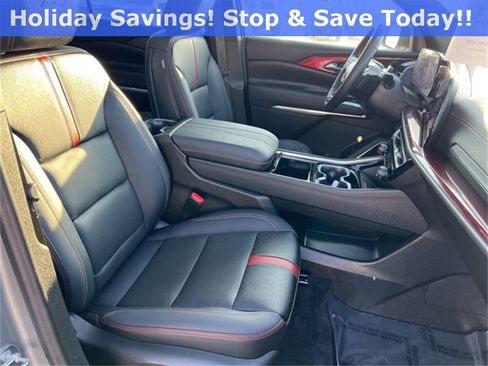 Used 2024 Chevrolet Traverse RS w/ LPO, Floor Liner Package image 66