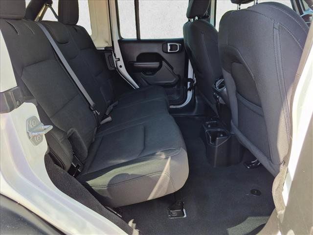 Used 2022 Jeep Wrangler Unlimited Sport AWD/4WD image 20