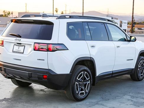 New 2026 Jeep Cherokee Laredo AWD/4WD image 9