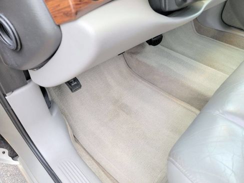 Used 2004 Buick Le Sabre Custom w/ Platinum Edition FWD image 11