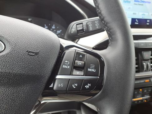 Used 2022 Ford Escape SEL image 17