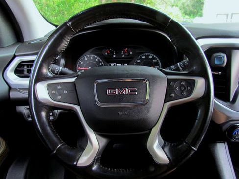 Used 2019 GMC Acadia SLE FWD image 28
