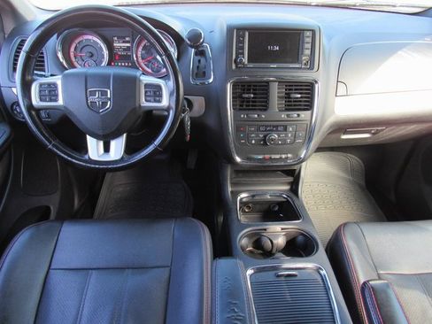 Used 2020 Dodge Grand Caravan GT image 8
