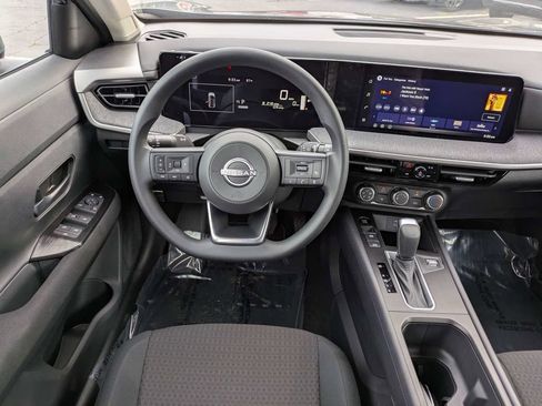 Used 2026 Nissan Kicks S FWD image 16