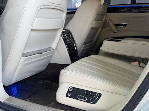 Used 2015 Bentley Flying Spur V8 AWD/4WD image 37