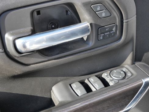 Used 2023 Chevrolet Silverado 2500 LTZ w/ LTZ Convenience Package image 9