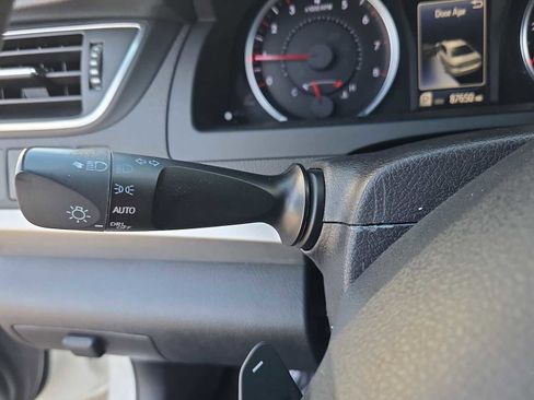 Used 2017 Toyota Camry LE image 25