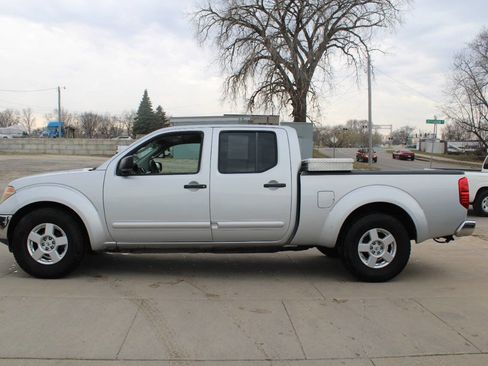 Used 2007 Nissan Frontier SE w/ SE Value Truck Pkg image 5