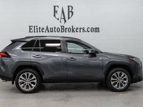 Used 2021 Toyota RAV4 Limited AWD/4WD image 5