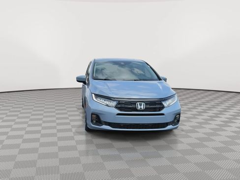 New 2026 Honda Odyssey Touring image 3