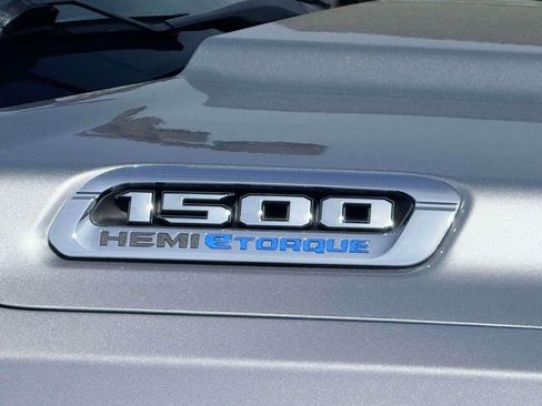 Used 2023 RAM 1500 Big Horn AWD/4WD image 6