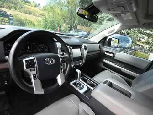 Used 2018 Toyota Tundra Limited w/ Limited Premium Package AWD/4WD image 12