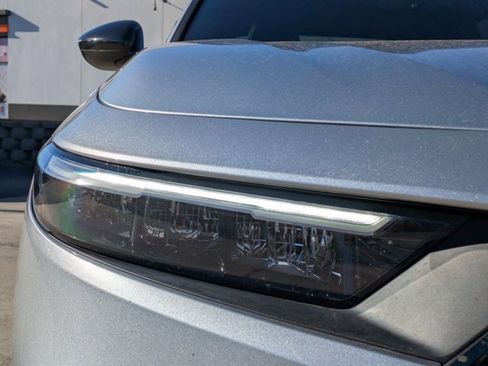 Used 2024 Honda Accord Sport image 9