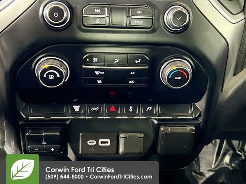 Used 2020 Chevrolet Silverado 3500 LT image 9