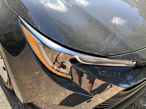 Certified 2024 Toyota Corolla LE image 29