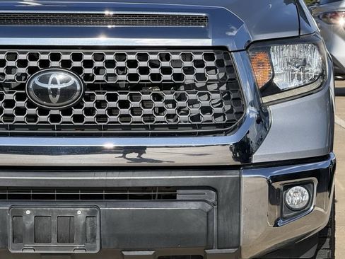 Used 2019 Toyota Tundra SR5 w/ SR5 Upgrade Package RWD image 8