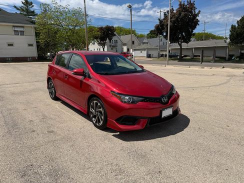 Used 2016 Scion iM FWD image 1