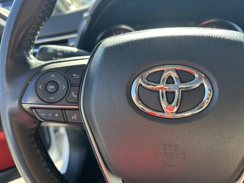 Used 2022 Toyota Camry XSE image 25