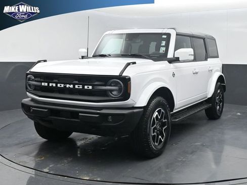 Certified 2024 Ford Bronco Outer Banks AWD/4WD image 3