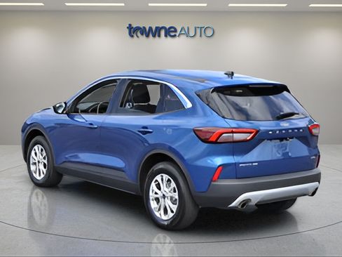Used 2023 Ford Escape Active AWD/4WD image 5