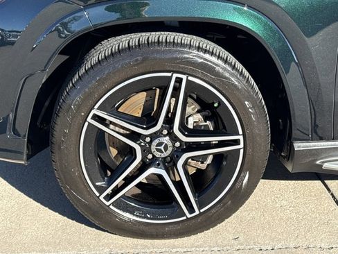 Used 2023 Mercedes-Benz GLS 450 4MATIC image 19