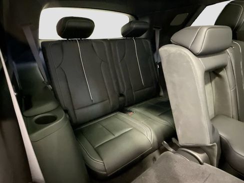 Used 2026 Cadillac Vistiq Luxury AWD/4WD image 24