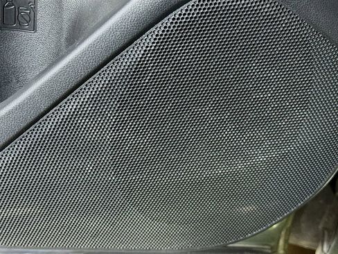 Used 2020 Subaru Forester Premium image 21