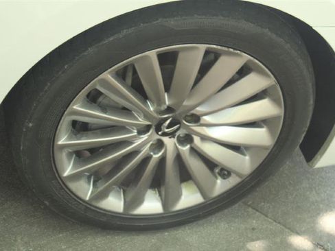 Used 2014 Hyundai Equus Signature image 26