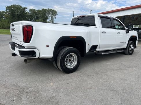 Used 2021 GMC Sierra 3500 Denali w/ Denali Ultimate Package AWD/4WD image 11