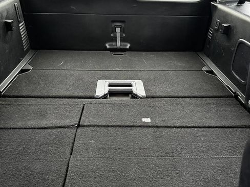 Used 2017 Lincoln Navigator L Select image 20