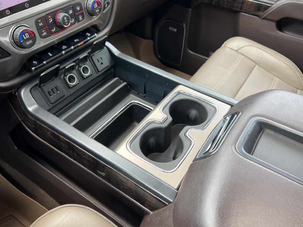 Used 2015 GMC Sierra 1500 Denali AWD/4WD image 35