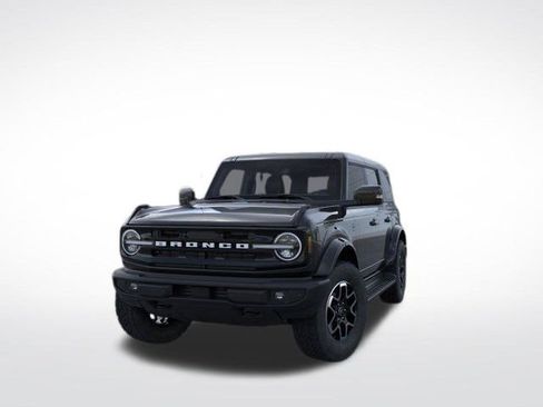 New 2025 Ford Bronco Outer Banks image 2