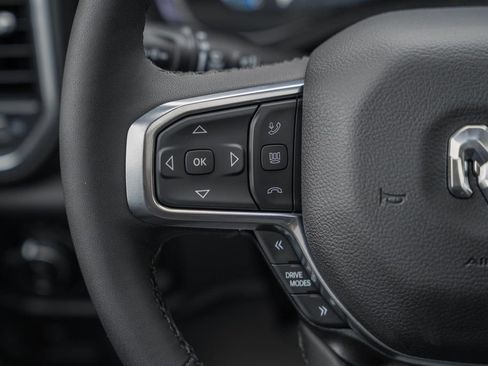New 2026 RAM 1500 Laramie AWD/4WD image 34