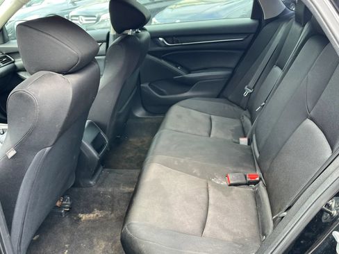 Used 2018 Honda Accord LX image 13