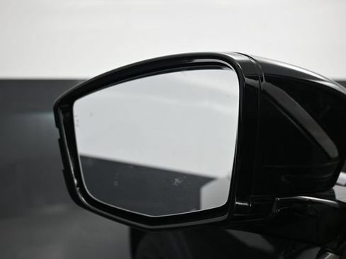 Used 2023 Acura MDX FWD w/ Technology Package image 4