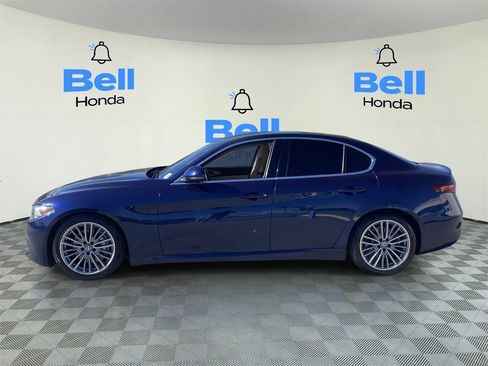 Used 2017 Alfa Romeo Giulia Ti w/ TI Lusso Light Wood Package image 2