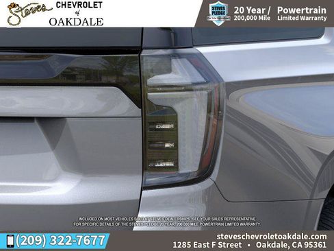 New 2026 Chevrolet Suburban Premier RWD image 11
