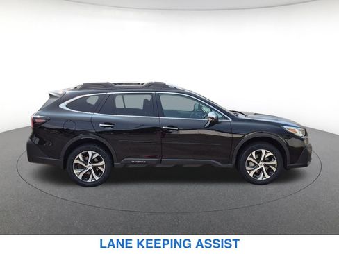 Certified 2022 Subaru Outback Touring AWD/4WD image 5