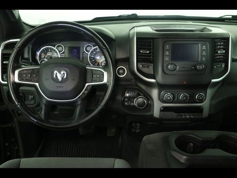 Used 2021 RAM 1500 Big Horn image 10