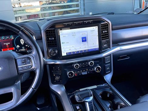 Used 2021 Ford F150 Lariat image 6