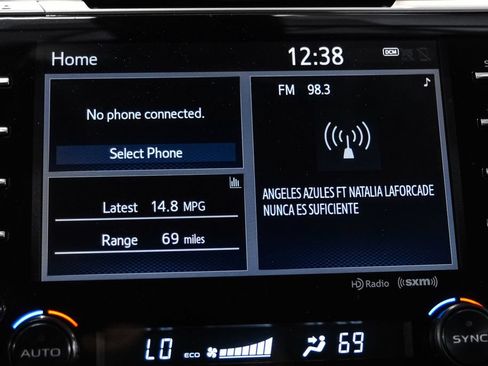 Used 2019 Toyota Camry XSE FWD image 27