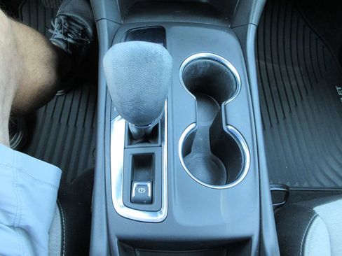 Certified 2024 Chevrolet Equinox LS FWD image 27