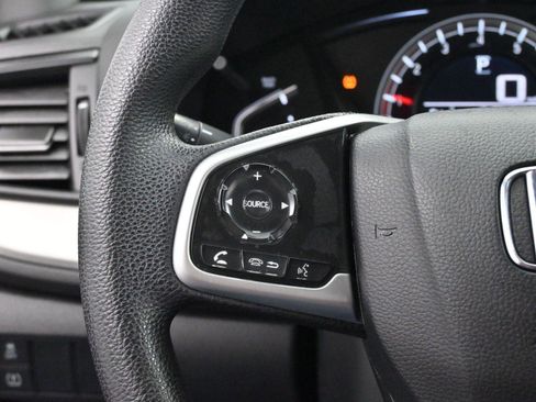 Used 2019 Honda CR-V LX image 16