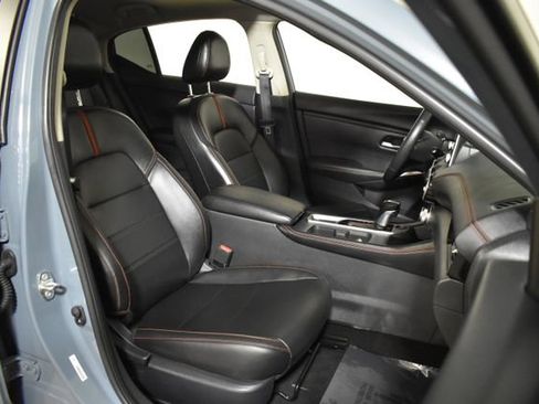 Certified 2025 Nissan Sentra SR w/ SR Premium Package image 33